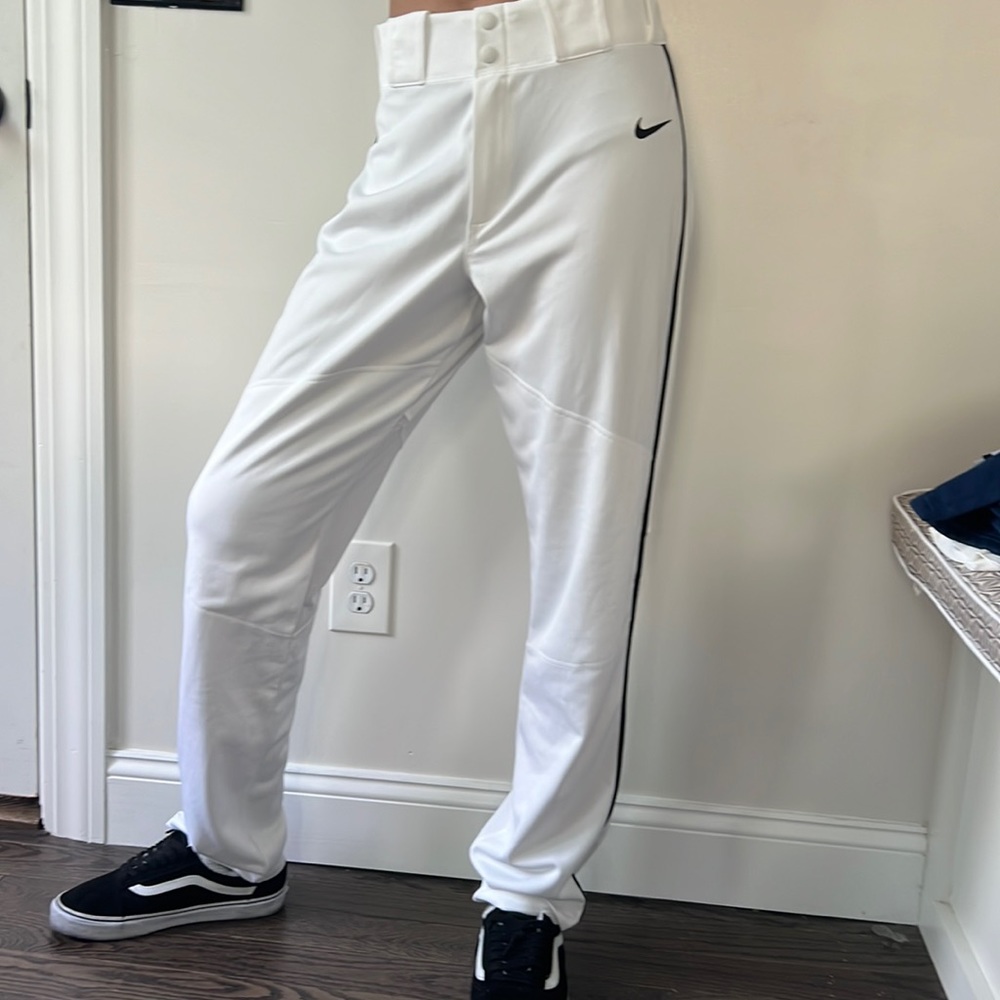 Nike men’s baseball pants. Size Meduim